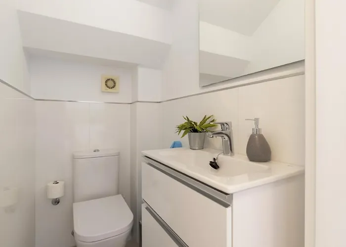 Alicia By Βίλα *